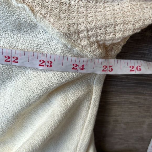 Free People puff sleeve top - Picture 7 of 9